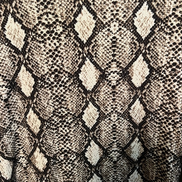 leopard print long sleeve - Picture 2 of 4